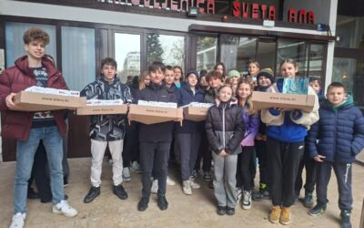 Ima neka tajna veza…